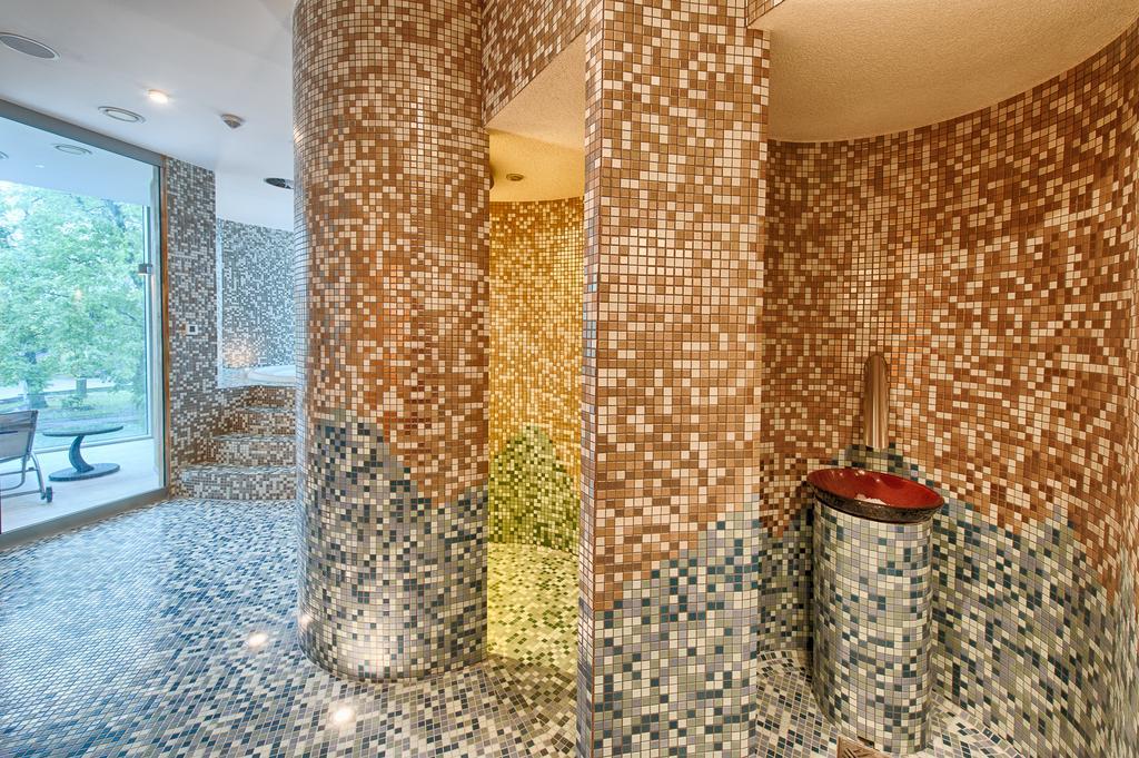 Hotel Lazur Spa & Conference Kaliszki Exteriör bild